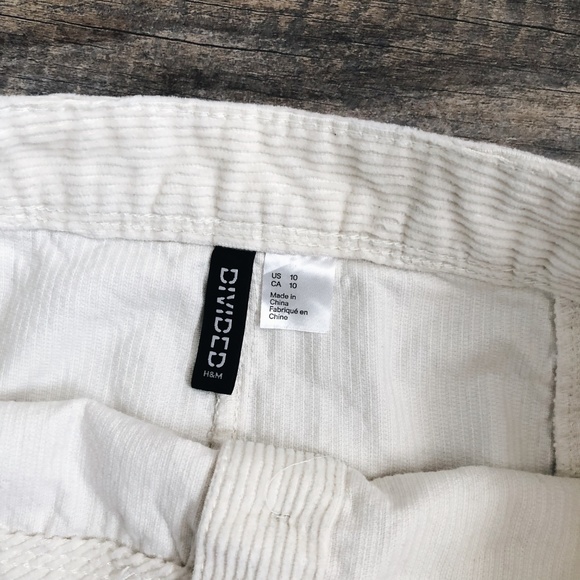 Corduroy Tortoise Buttoned Mini Skirt - Picture 7 of 7